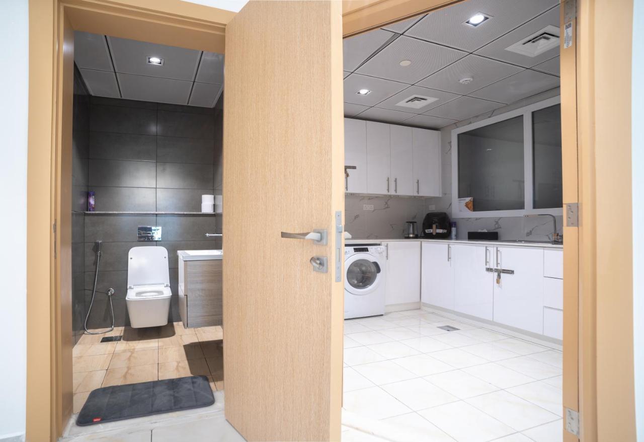 Sky View Tower Apartments Dubai Ngoại thất bức ảnh