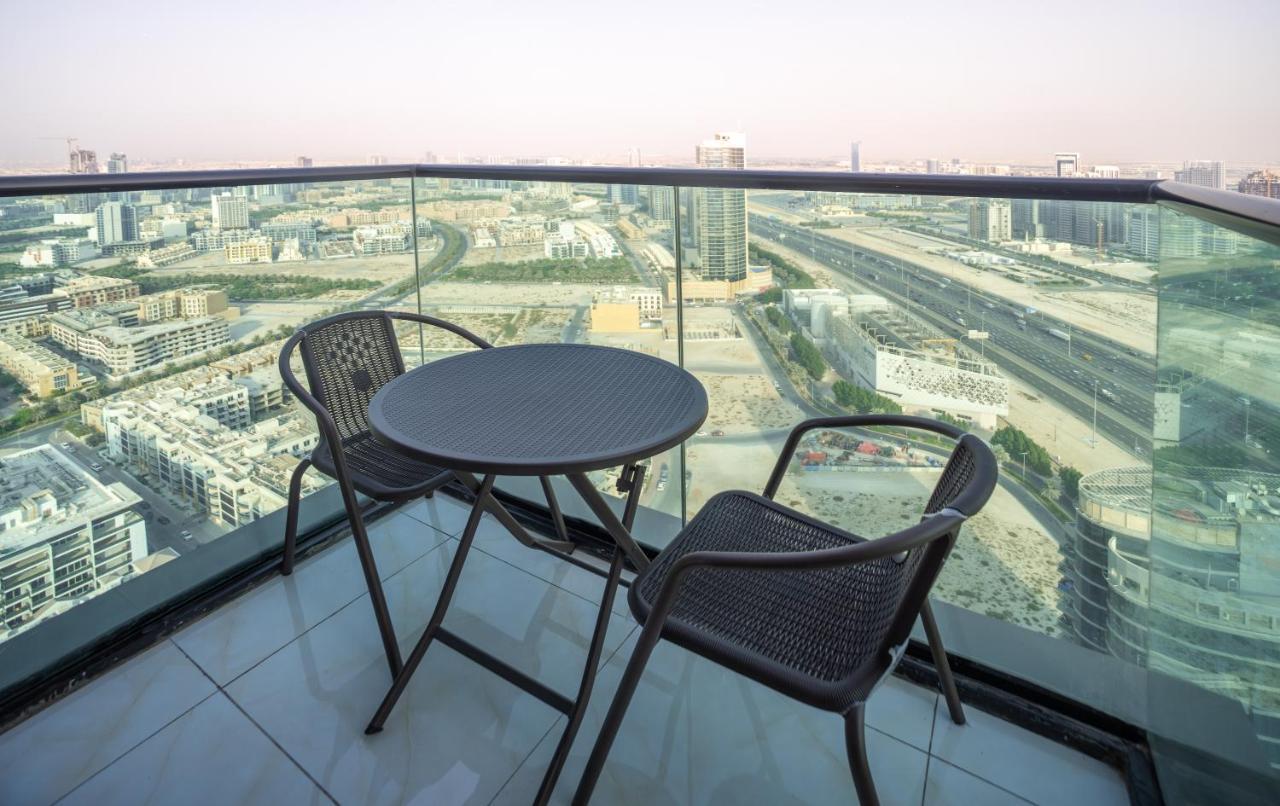 Sky View Tower Apartments Dubai Ngoại thất bức ảnh
